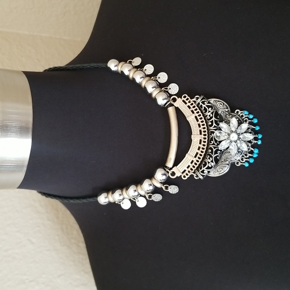 Gold Silver Rhinestone Bead Floral Necklace